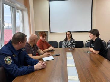 Администрация Советского района и добровольцы объединили усилия для сохранения пожарной безопасности Администрация Советского района и добровольцы объединили усилия для сохранения пожарной безопасности